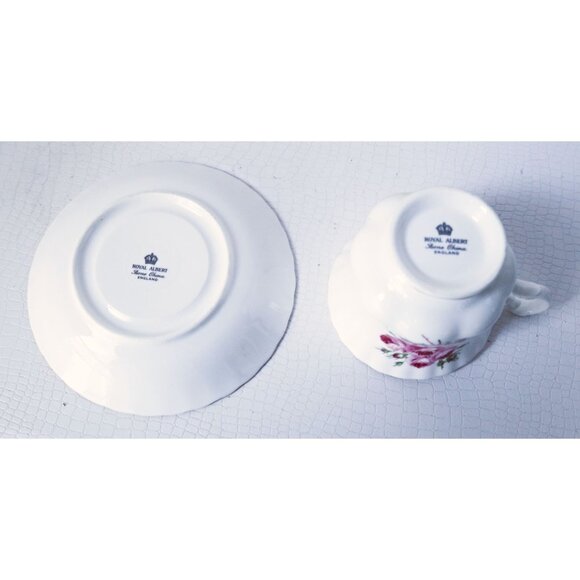 Vintage Teacup and Saucer Royal Albert Pink Roses Tea Cup - Picture 6 of 6